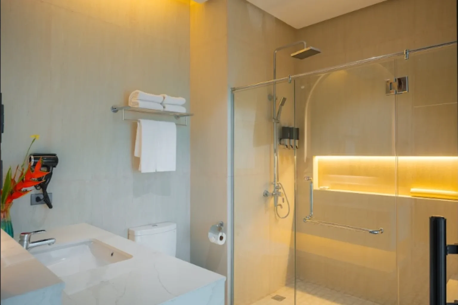 Heliconia Premier - Ilaya Retreat Spa - 6